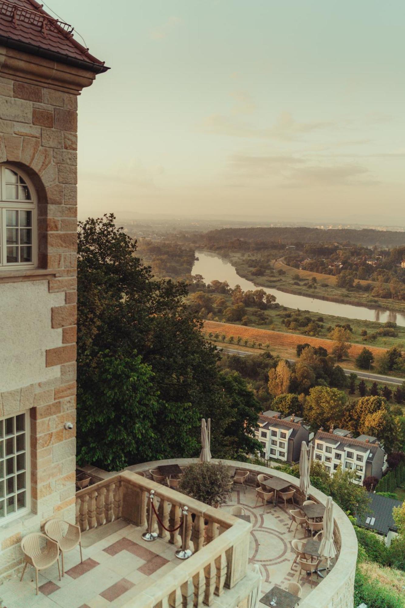 Zinar Castle Otel Krakow Dış mekan fotoğraf